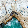 Op vakantie naar Polignano a Mare? Bezoek het oude centrum!